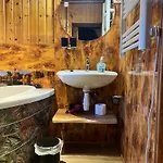 Norwegisches Holzhaus ノイルピーン